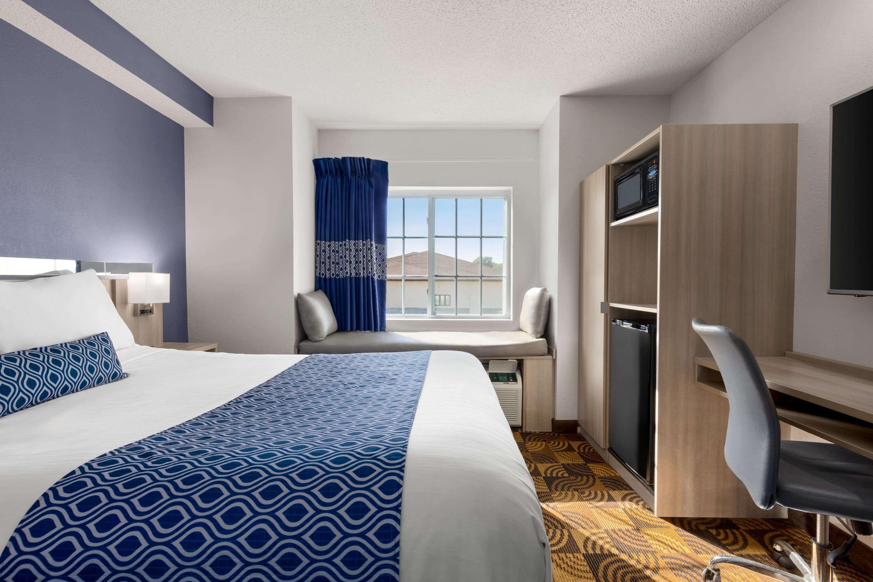 Microtel Inn & Suites Линкълн Екстериор снимка