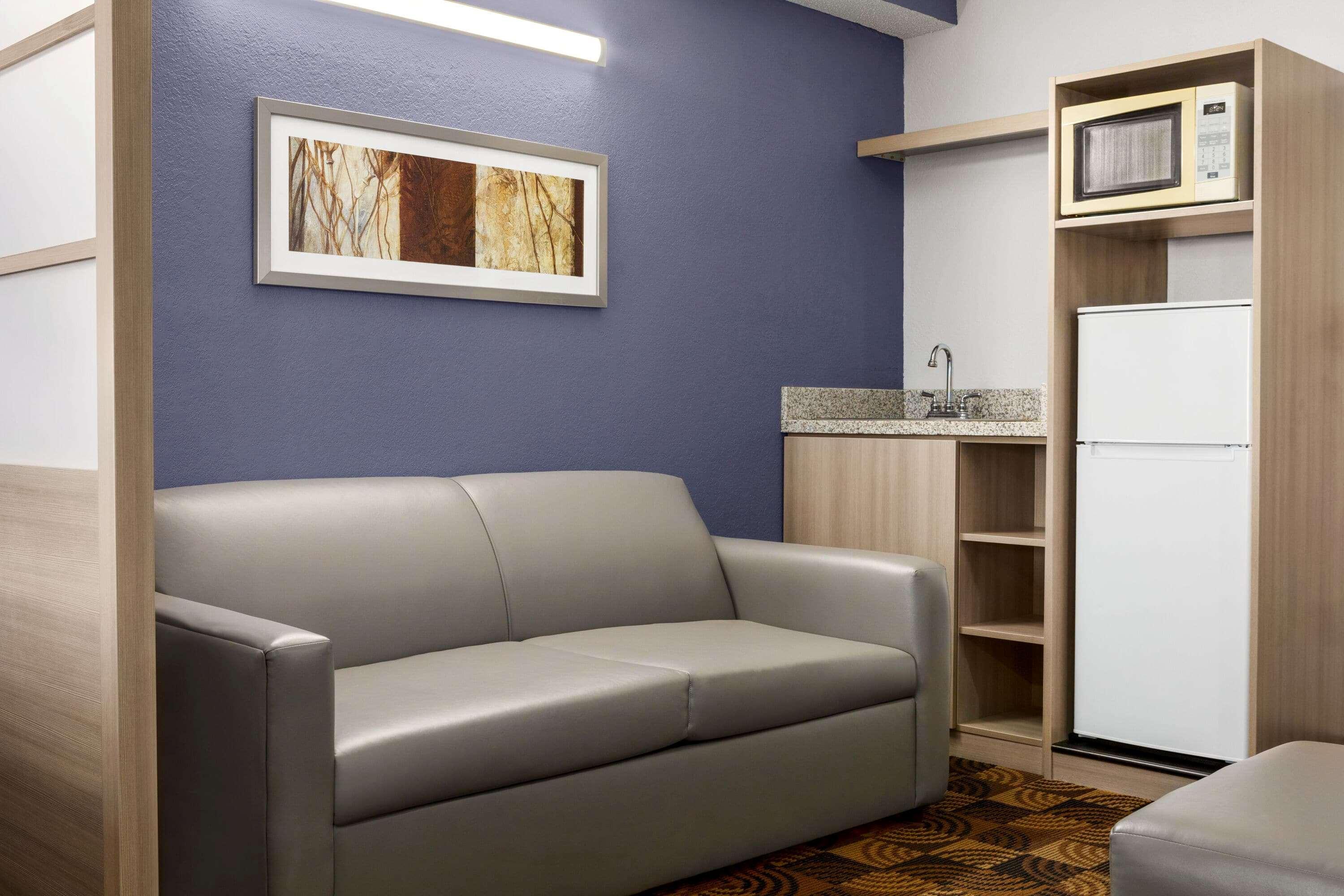 Microtel Inn & Suites Линкълн Екстериор снимка